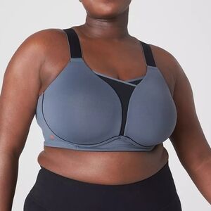 Livi Active Wireless Medium-Impact Wicking Sports Bra 30F
